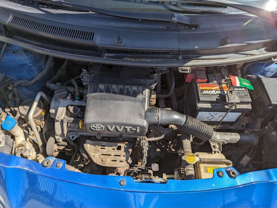 Toyota Yaris, 1.3, робот, 2006