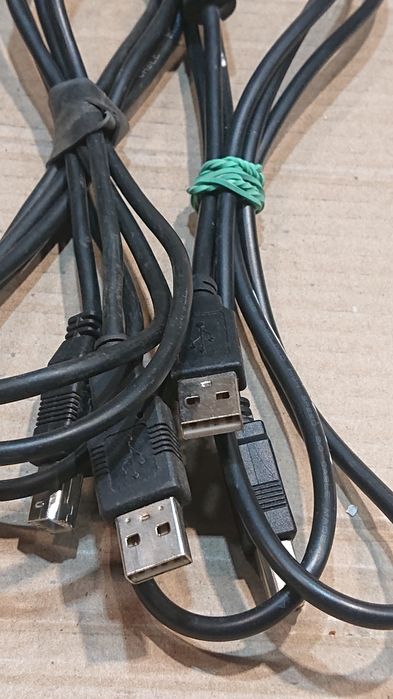 Продам USB шнуры для принтера.
Компьютер-принтер.
Шнуры оригинальные.