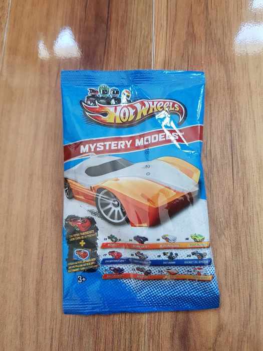 Hot wheels monoposto 2000 Mystery Models 2013 Mattel  zabawka auto