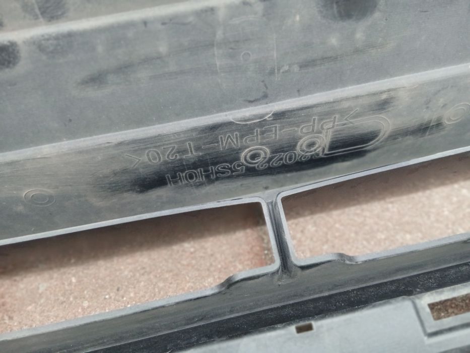 Nissan LEAF 2  II 2017 przedni zderzak przód oryginał