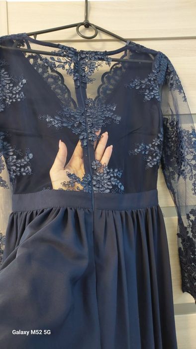 Жіноча святкова сукня