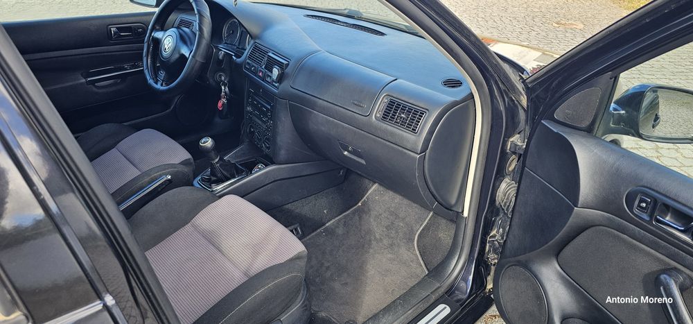 Wolkswagen Golf 1.4 16V