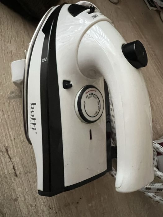 Праска маленька дорожня