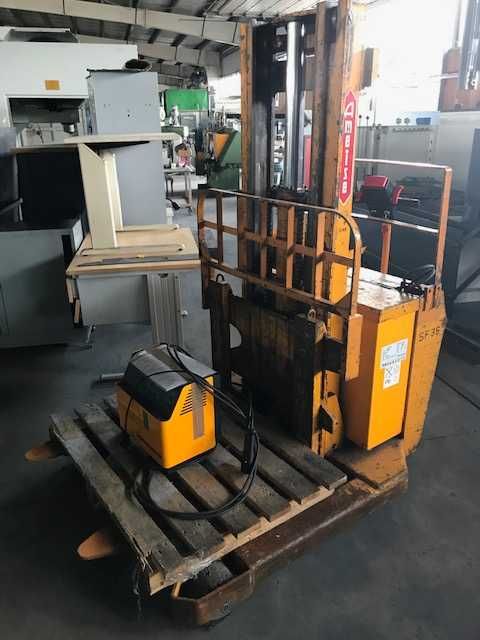 Stackers Jungheinrich Empilhadores Vários modelos