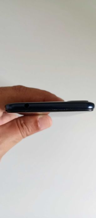 Smartphone ASUS ZenFone 4 Max Dual Sim.