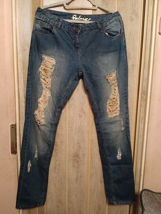 Spodnie Jeansowe z dziurami