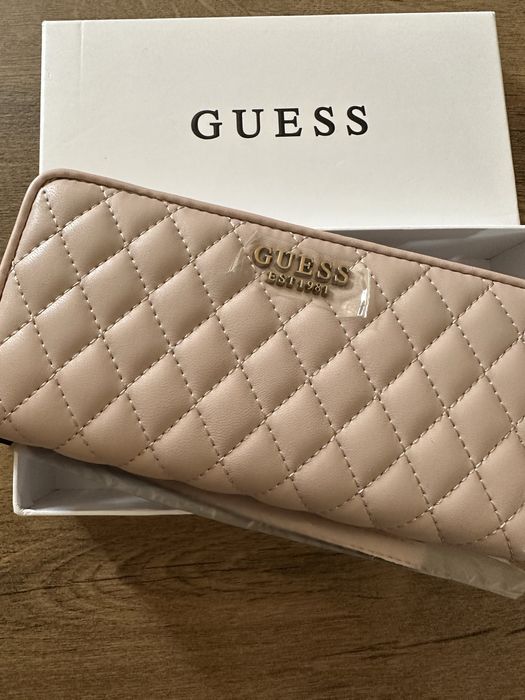 Guess portfel pikowany oryginal