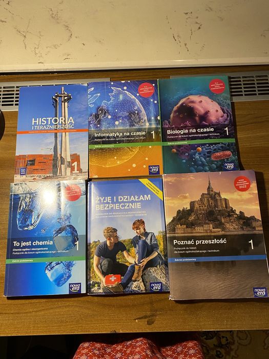 Podręczniki I klasa liceum