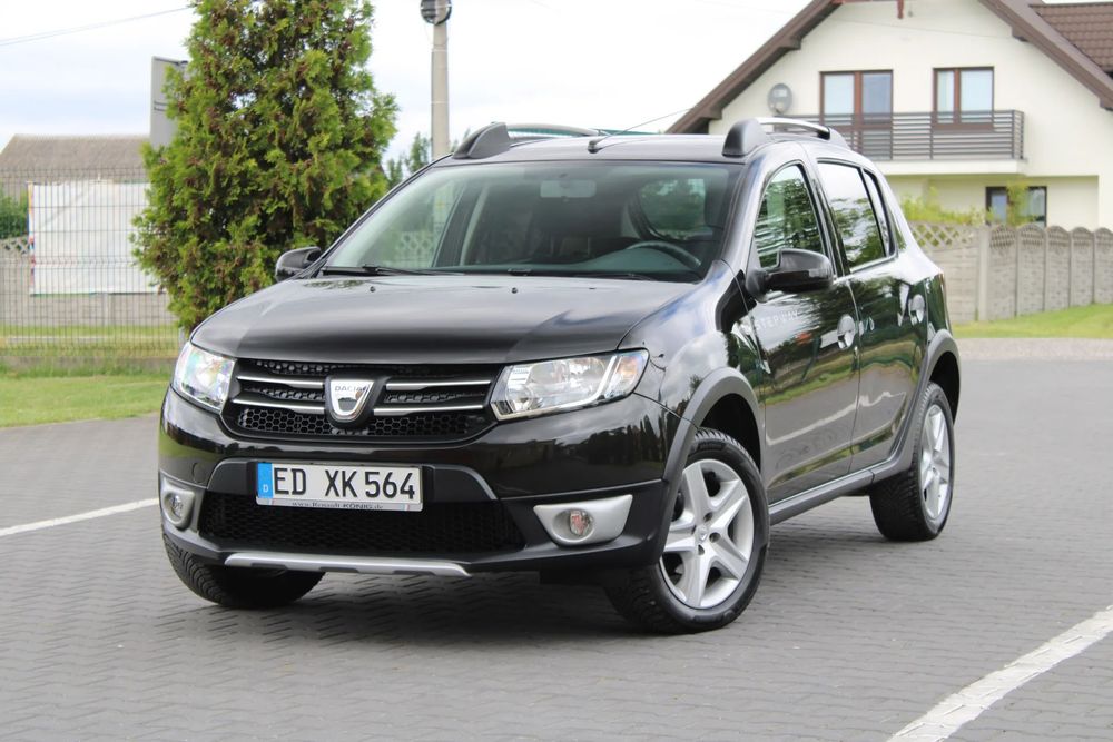 Dacia Sandero Stepway Benzynka mały przebieg Z Niemiec