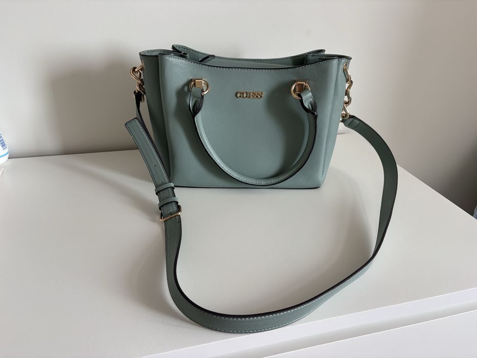 Mala Guess NOVA