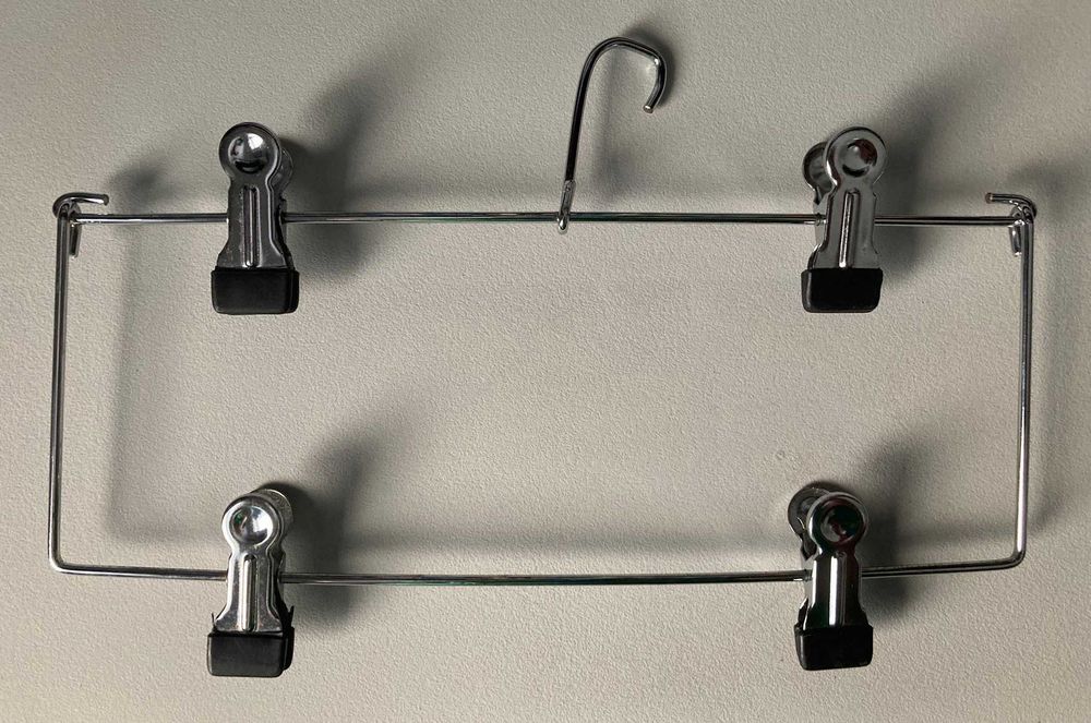 Cabide de Metal com Molas