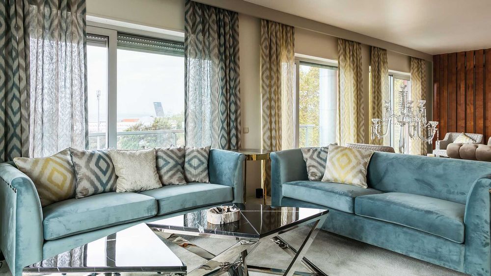 Exclusivo T3 Mobilado com Vista Rio (228m²) | 2 Suites | 3 Lugares de Garagem- Lisboa