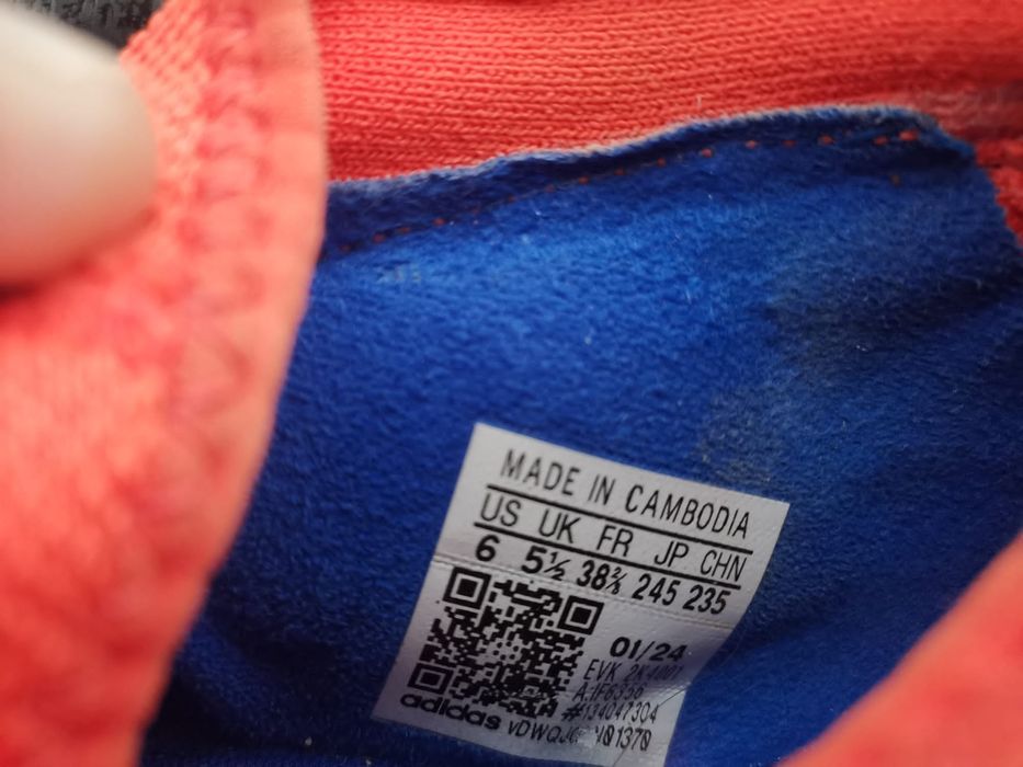 Vendo chuteiras Novas