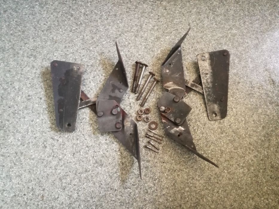 Крепление для дивана