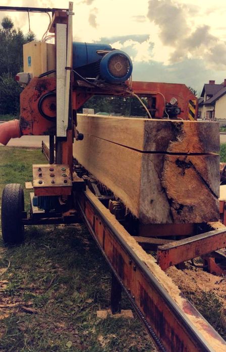 Tartak, trak mobilny objazdowy cięcie drewna u klienta