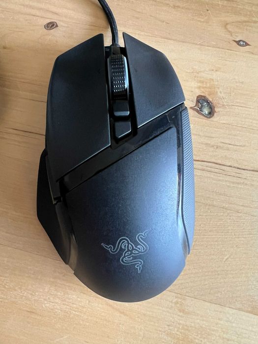 Rato Razer Basilisk v3 RGB 26k DPI