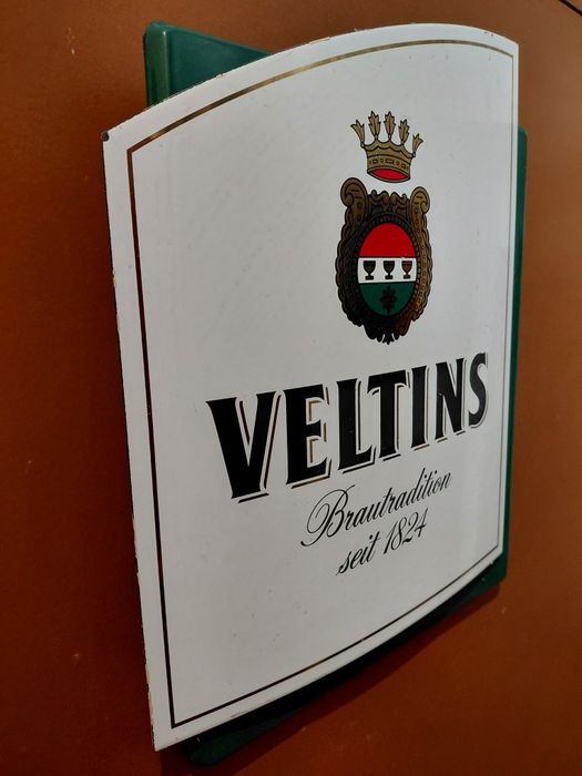 Painel publicitário  cerveja Veltins
