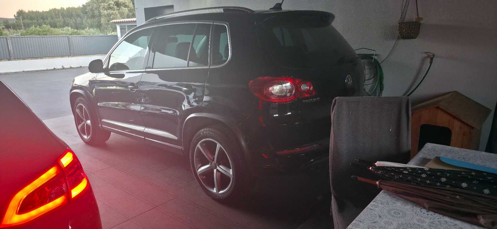 VW TIGUAN R-LINE 4-MOTION