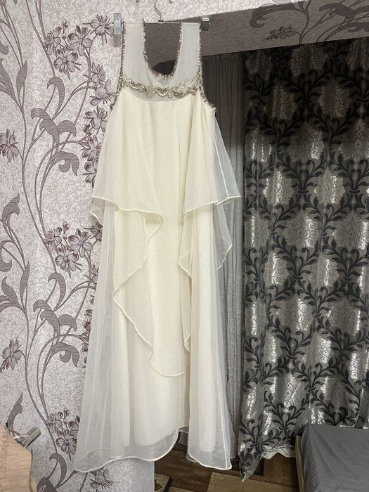 Вінтажна сукня молочна