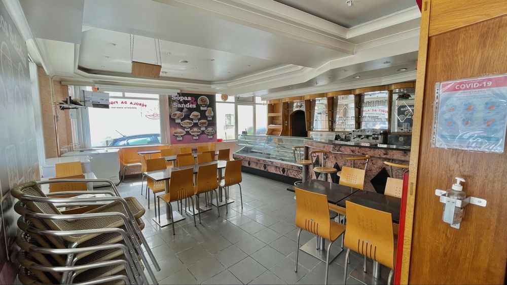 Venda de Pastelaria/Café, Figueira da Foz, 147m2