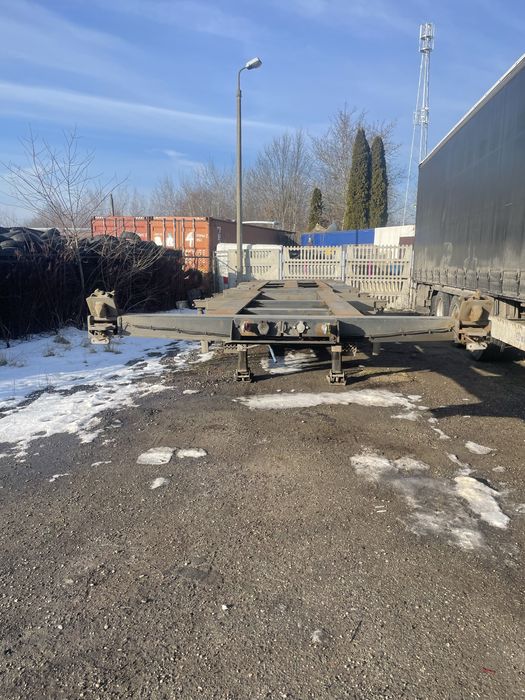 Naczepa kontenerowa Wielton