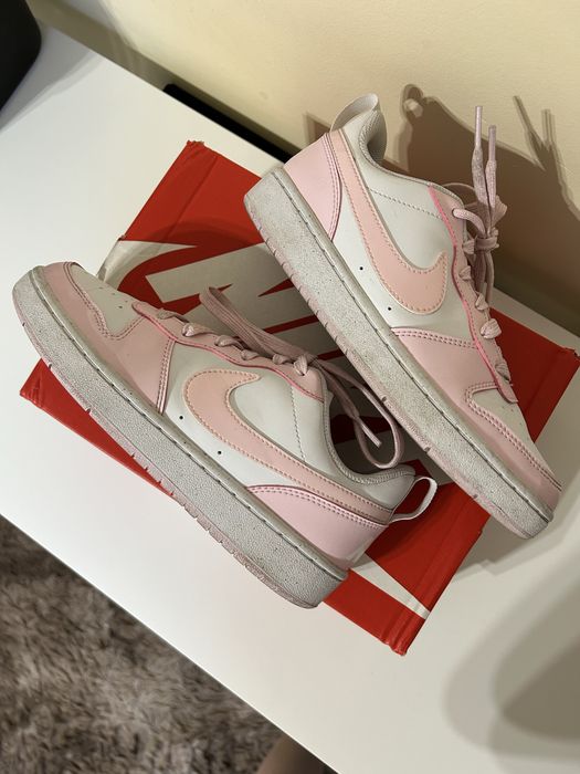 Nike Courth Borought Recrat
