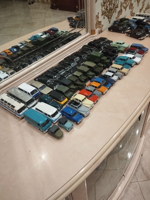 деагостини Авто легенды СССР  коллекционные модельки москвич ваз вол