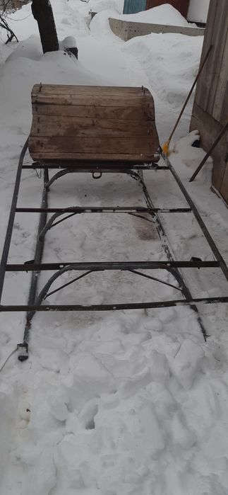 Санки металеві кінні