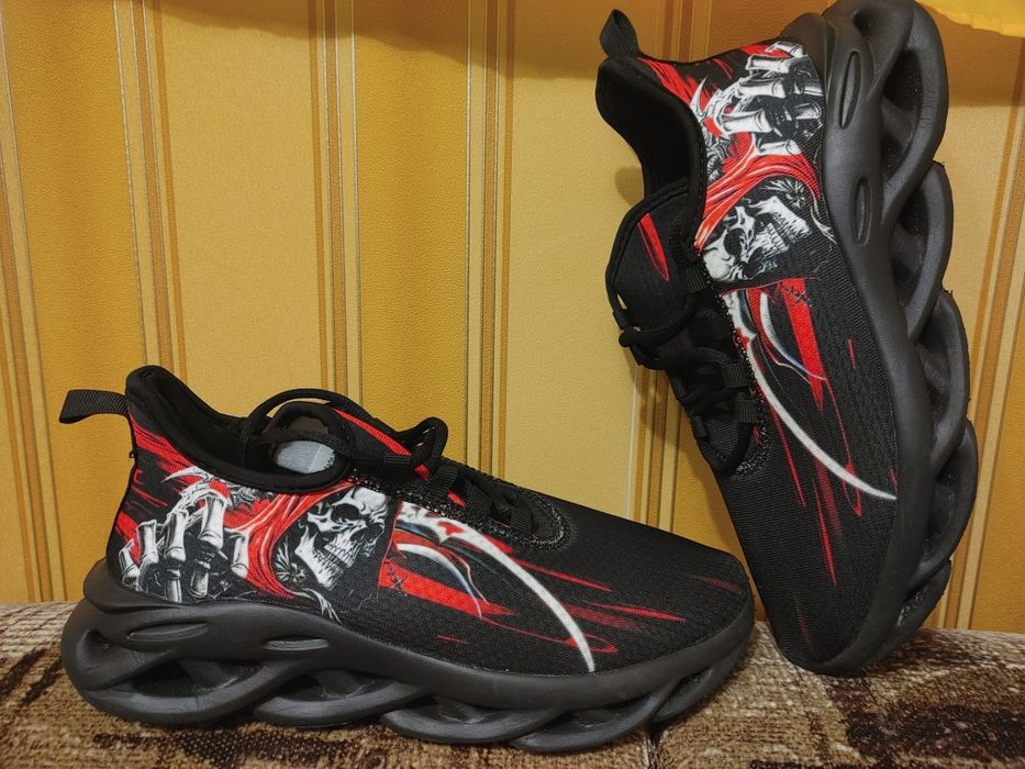 Кросівки чоловічі