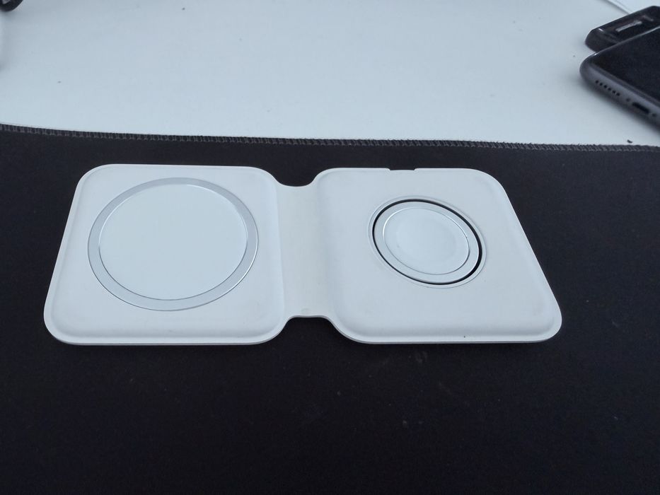 Apple MagSafe Duo Charger White (Lightning)