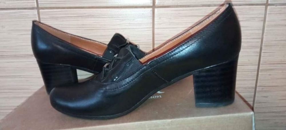 Шкіряні туфлі 38 розмір