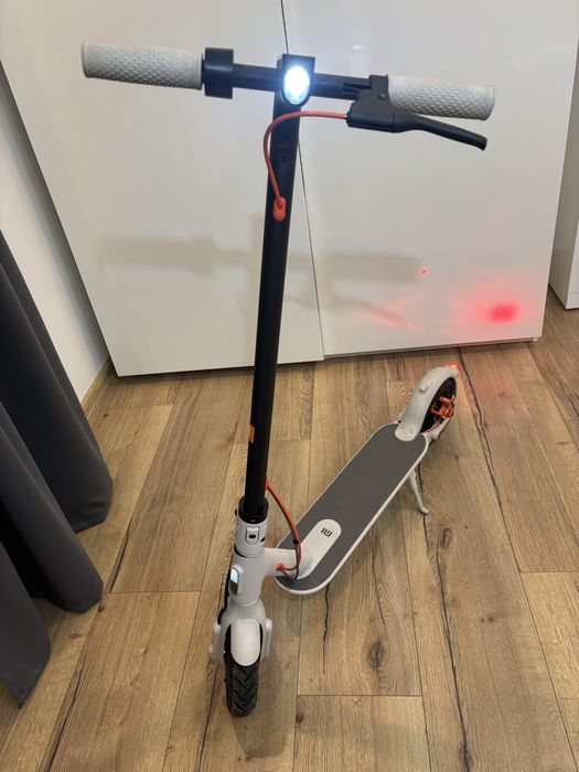 Hulajnoga Xiaomi Mi Electric Scooter 3