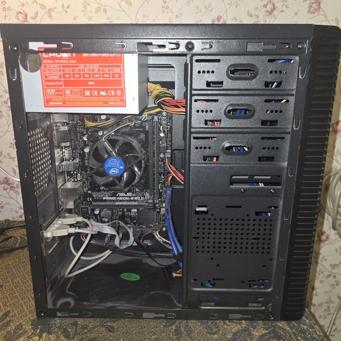 Pentium Gold G5420 + H310 + DDR4 8GB + SSD 240GB