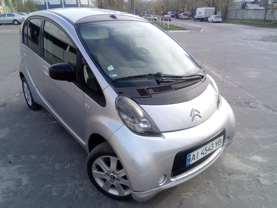 Citroen C- Zero 2013 Електроавтомобиль