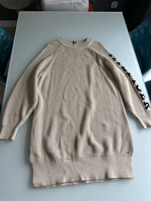 Сукня Tommy Hilfiger та Брюки Tommy Hilfiger