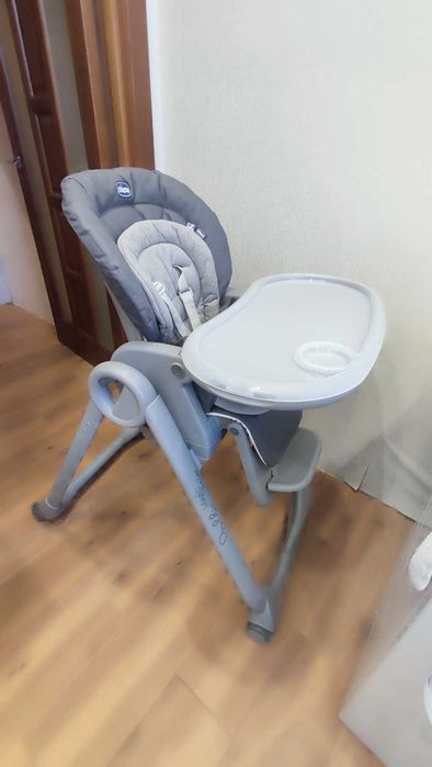 Продам стільчик для годування Chicco Polly Magic Relax у гарному стані за ціною 3000 грн