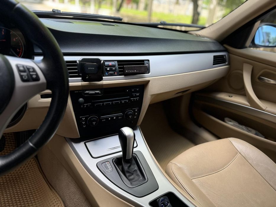 Продам bmw e90 2005