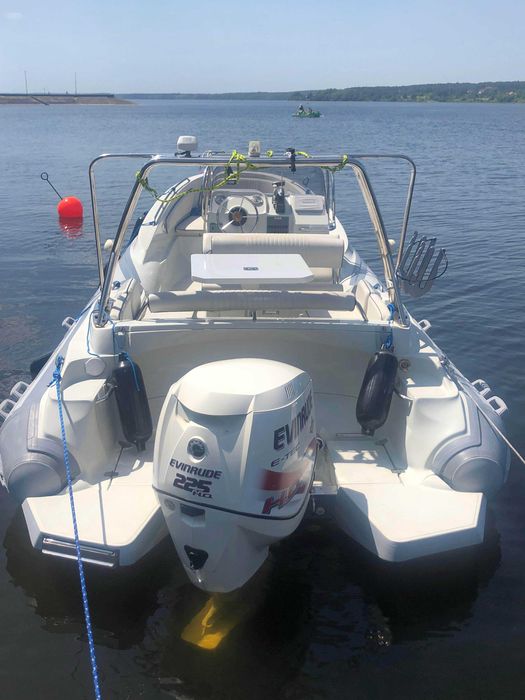 RiB ZAR 65 ponton motorówka Evinrude 225ps