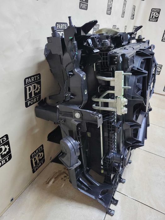 Касета радіаторів радиатора в зборі сборе Jeep Grand Cherokee WL 2021 2022 2023 2024 2025 2026