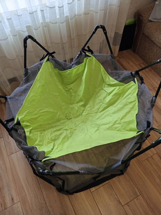 Манеж якісний  металевий