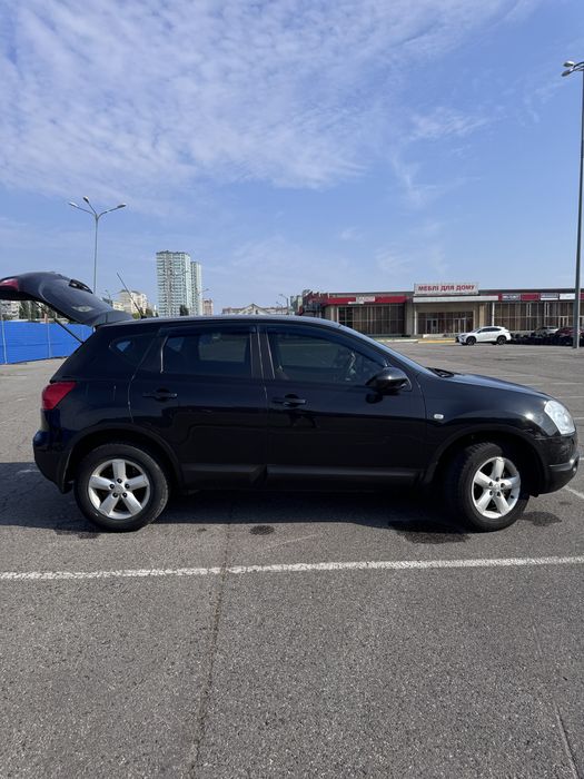 Nissan Qashqai 2008 | 2.0 бензин | АКПП | 4x4 | 215 000 км