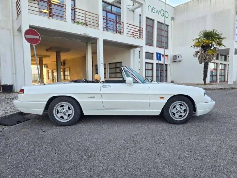 Alfa Romeo Spider 1.6 foto 2