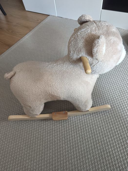 Urso baloiço criança