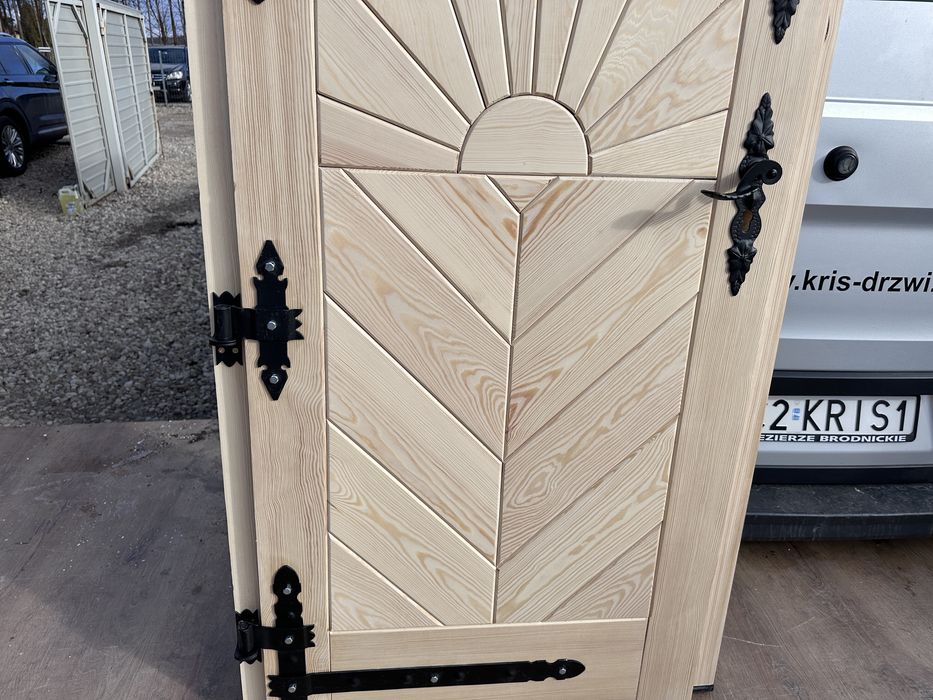 Drzwi zewnętrzne drewniane Łuk Łukowe z Łukiem Nietypowe Na wymiar