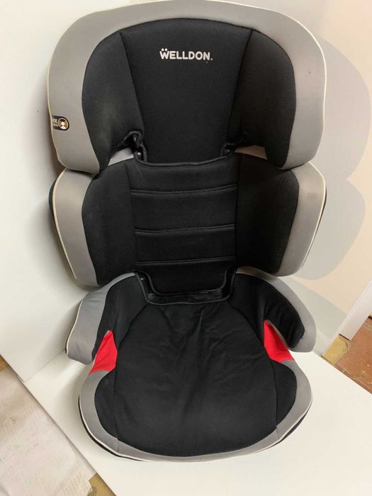 Автокресло Welldon Penguin Growth Черный/Серый (PG03-P02-002)