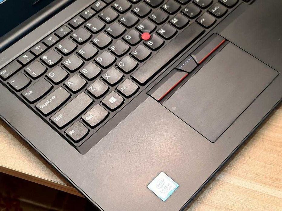 Lenovo ThinkPad E470 | i5-7200U | SSD 256GB | W11 Pro | C. Novo | 14"