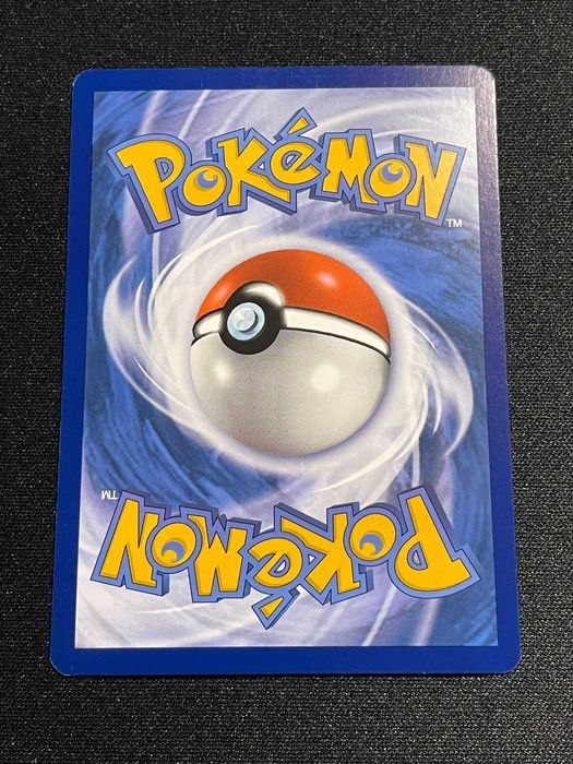 Carta Pokémon Klara Cosmos Holo 145/198 Chilling Reign