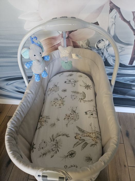 Łóżeczko chicco baby hug