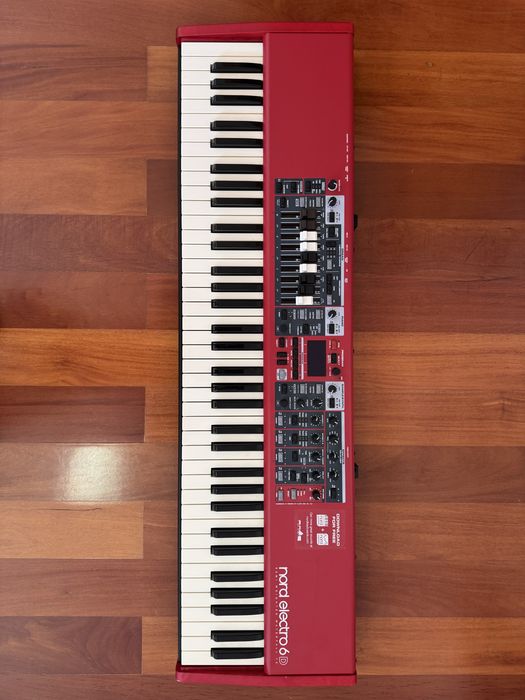 Nord Electro 6D 73 + saco