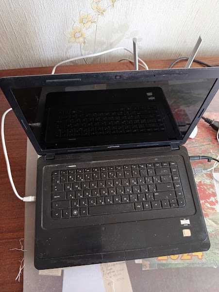ноутбук  HP Compaq Presario CQ57